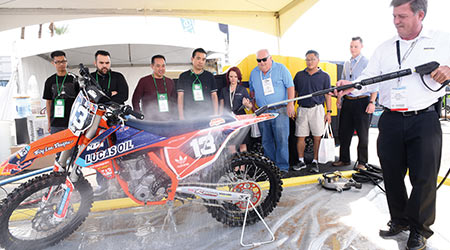 New Features At ISSA/INTERCLEAN 2017