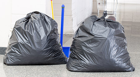 https://www.cleanlink.com/resources/editorial/2018/trash-bags-22134.jpg