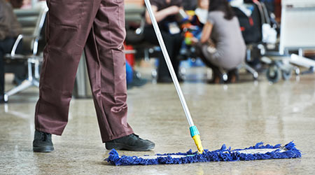 How To Choose And Use A Dust Mop