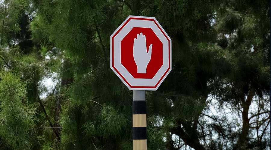 No trespassing